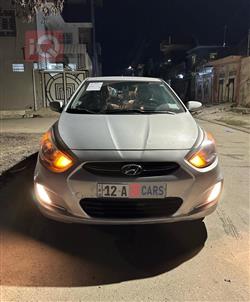 هیۆندای ئەکسنت هاچباک